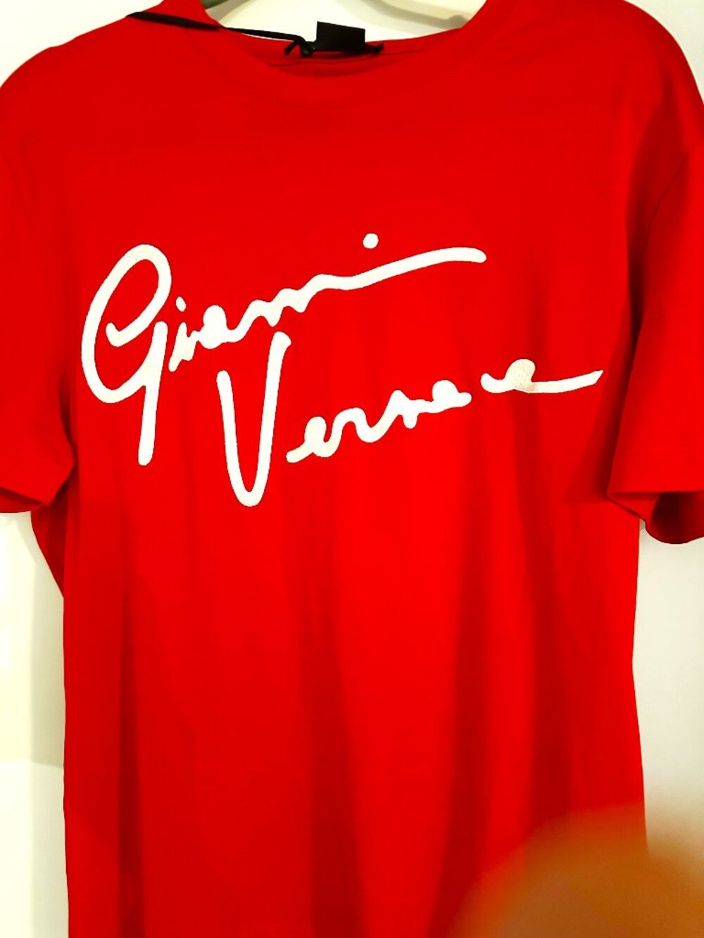 AUTHENTIC BNWT VERSACE MENS TSHIRT in RED with WHITE RAISED KNIT SCRIPT